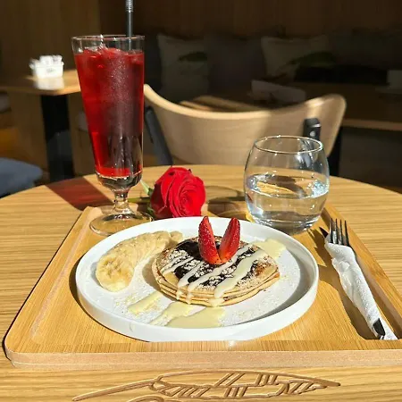 לינה וארוחת בוקר Boho 4*