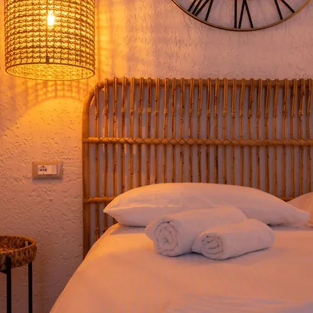 לינה וארוחת בוקר Boho טיראנה