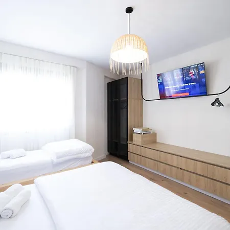 לינה וארוחת בוקר Boho טיראנה